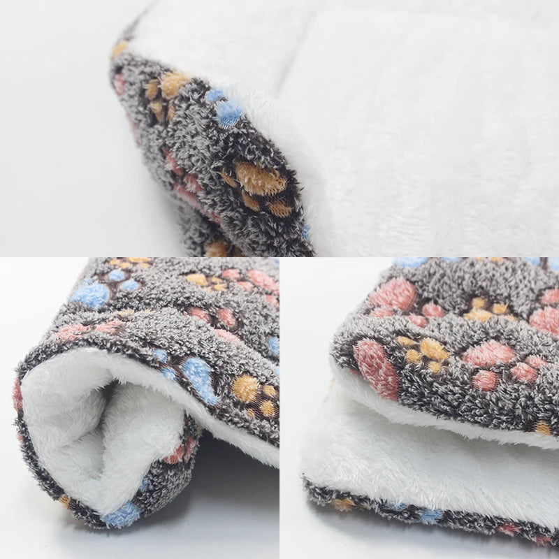 Winter Dog & Cat Bed Mat – Flannel, Thickened, Cozy & Soft