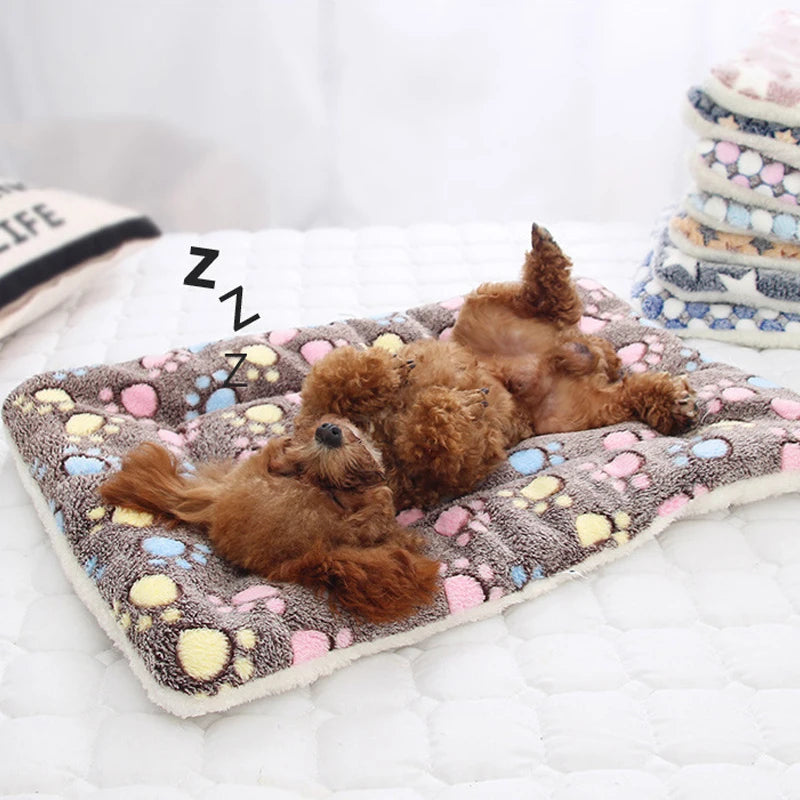 Winter Dog & Cat Bed Mat – Flannel, Thickened, Cozy & Soft